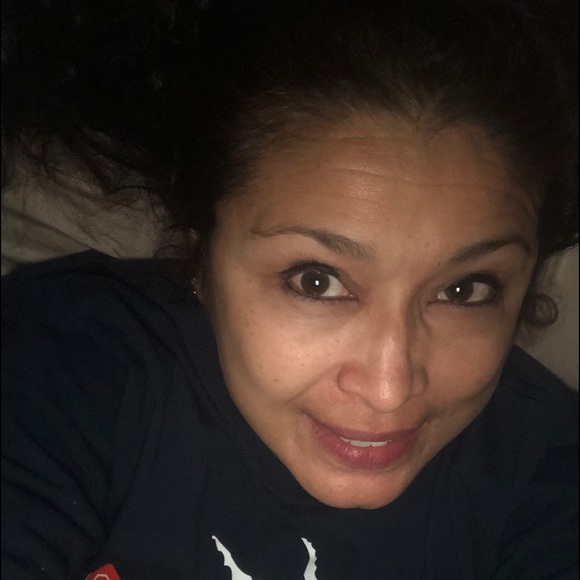 Meet your Posher, Anita - Picture 1 of 1